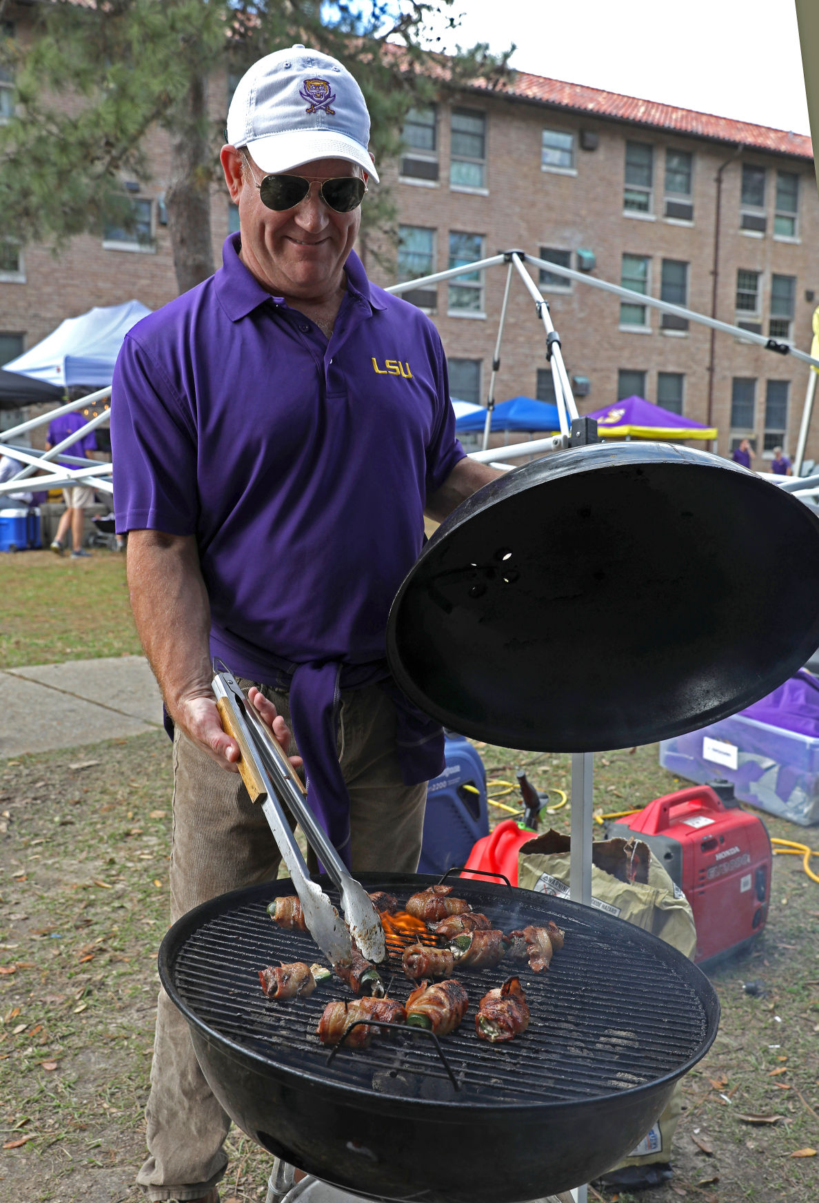 BR.lsutexasammain.120119._007_mw.JPG